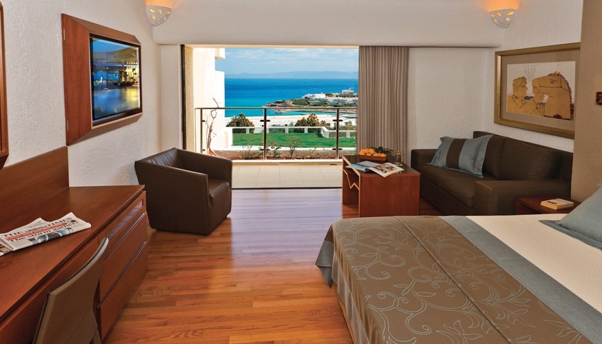 porto elounda cigar event | The Food & Leisure Guide
