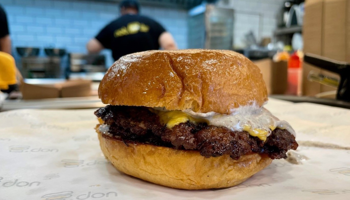 ΦΟΥΛ ΟΥΜΑΜΙ ΤO WAGYU SMASH ΣΤΟ NOB.BURGER | Βρώμικα Μυστικά
