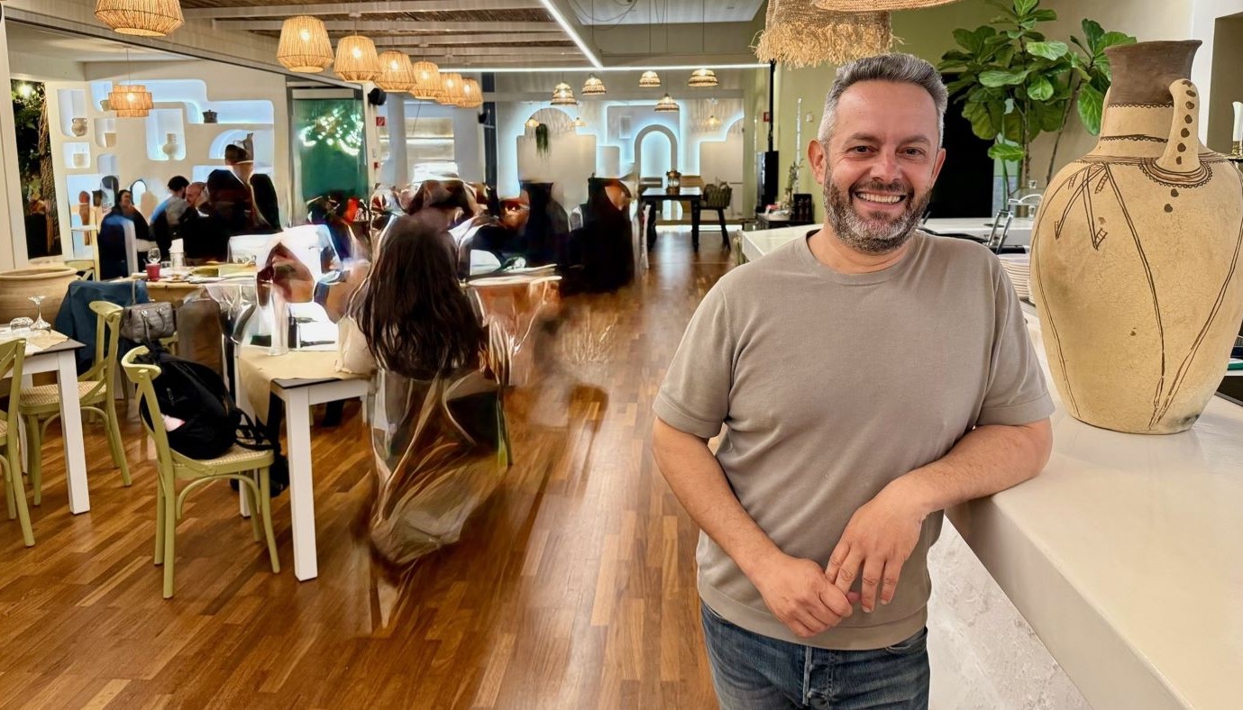 KEDROS ΚΑΙ ΣΤΗΝ ΑΘΗΝΑ, ΠΡΩΤΕΣ ΕΝΤΥΠΩΣΕΙΣ ΑΠΟ ΤΟ ΝΕΟ ΕΣΤΙΑΤΟΡΙΟ ΤΟΥ ΓΙΑΝΝΗ ΠΑΡΙΚΟΥ | Νέα