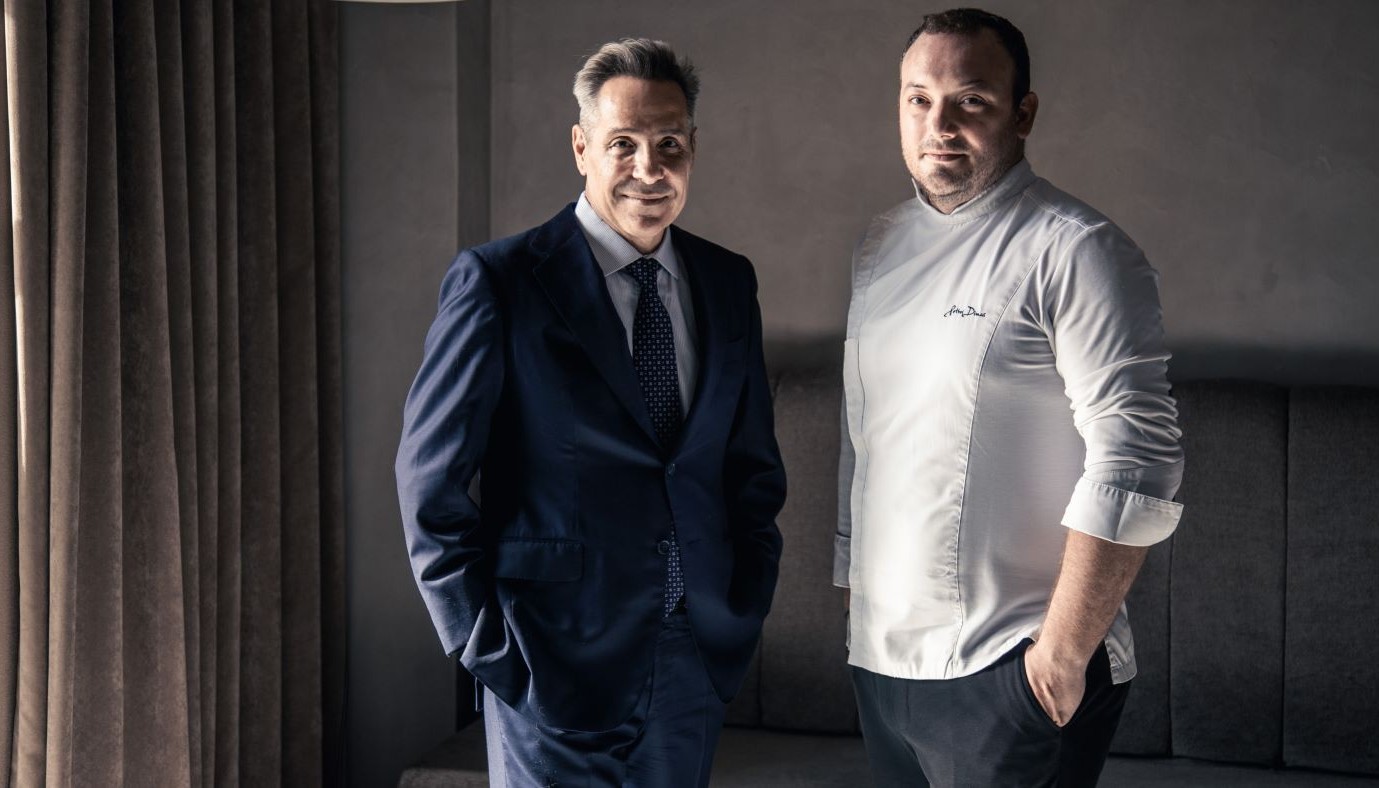 Ο ΓΙΑΝΝΗΣ ΚΑΡΑΚΑΣΗΣ MW ΕΙΝΑΙ Ο ΝΕΟΣ WINE DIRECTOR ΤΟΥ ΠΟΛΥΒΡΑΒΕΥΜΕΝΟΥ MAKRIS | Νέα