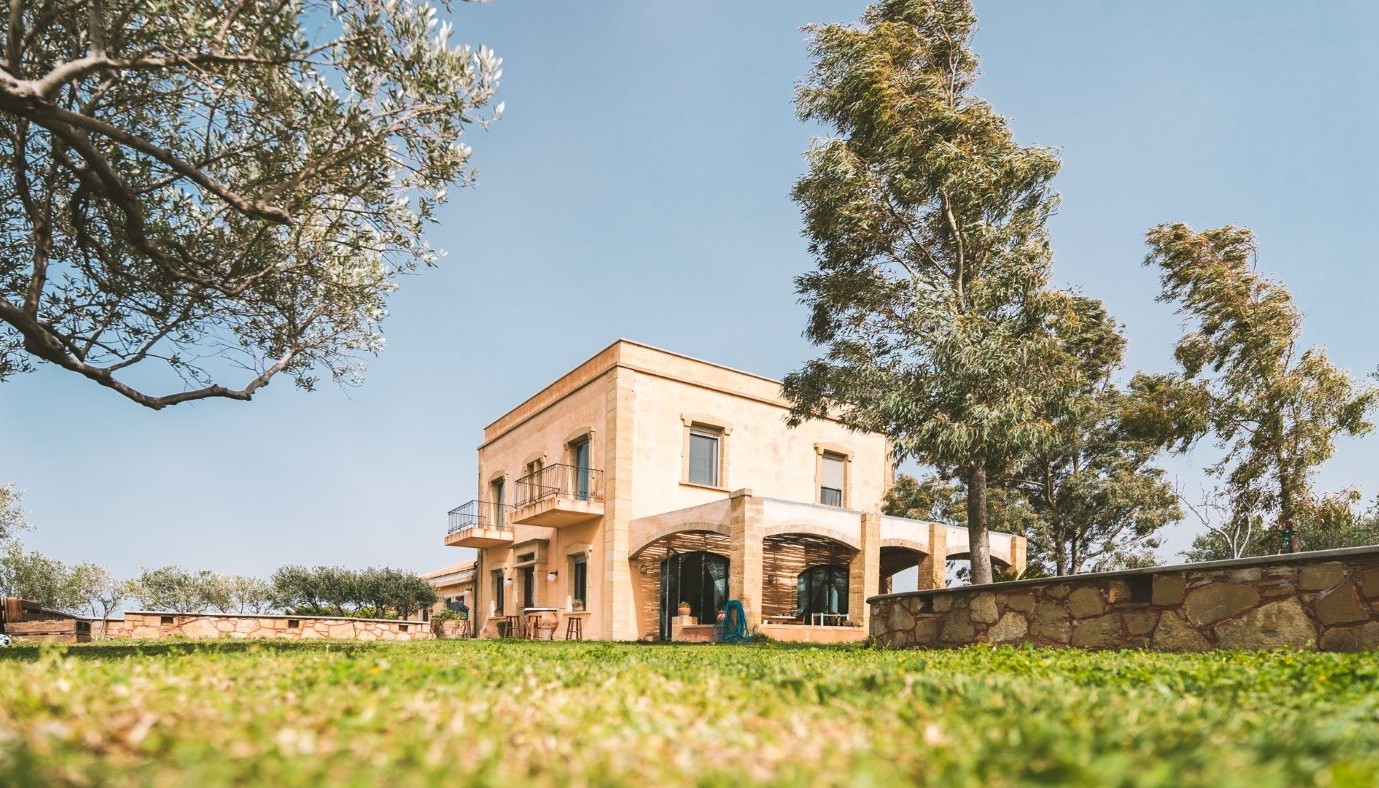 ΒΙΟΛΕΑ ASTRIKAS ESTATE, ΕΝΑ ΓΑΣΤΡΟΝΟΜΙΚΟ ΤΑΞΙΔΙ ΜΕ ΘΕΜΑ ΤΟ ΕΛΑΙΟΛΑΔΟ, ΜΙΑ ΕΚΠΛΗΚΤΙΚΗ ΘΕΑ ΚΑΙ ΕΝΑ ΓΕΥΜΑ- ΕΜΠΕΙΡΙΑ | Κριτικές Εστιατορίων