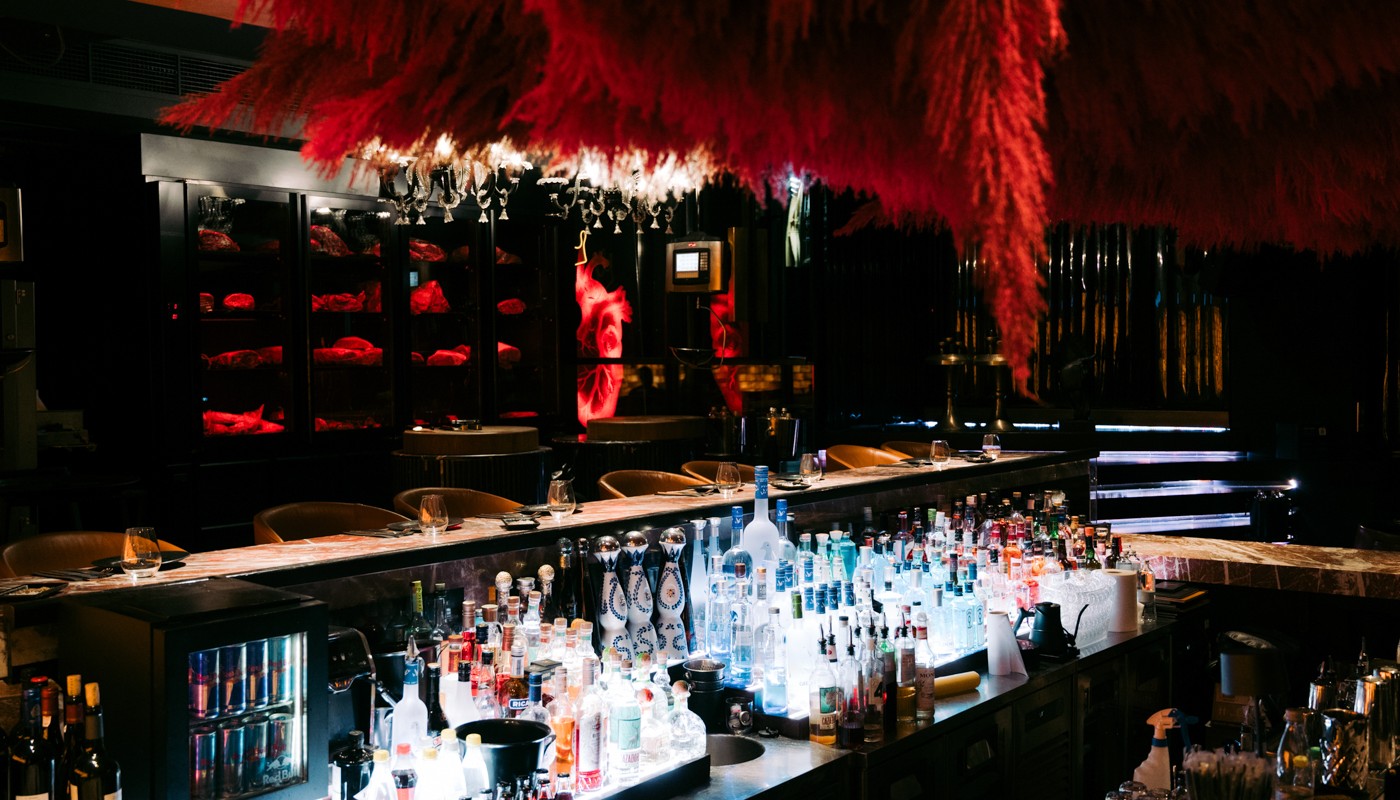 drakoulis beaucastel event | The Food & Leisure Guide