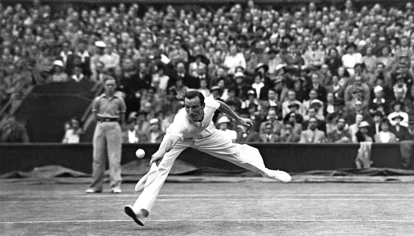 FRED PERRY: Η ΣΥΝΔΕΣΗ ΤΟΥ ΒΡΕΤΑΝΙΚΟΥ BRAND ΜΕ ΤΗ ΜΟΥΣΙΚΗ ΚΑΙ ΤΗΝ ΠΟΠ ΚΟΥΛΤΟΥΡΑ, ΠΑΡΑΜΕΝΕΙ ΙΣΧΥΡΗ | Men’s Regalia